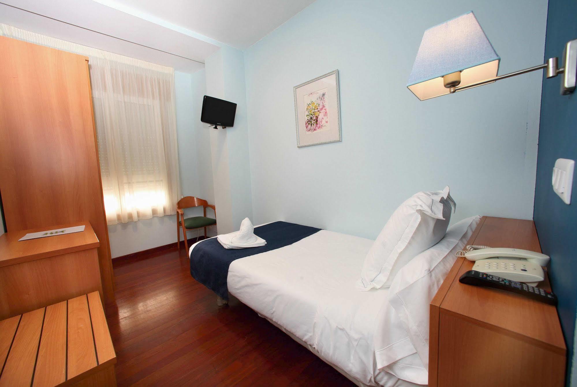 Hotel Ribeira Sacra Monforte De Lemos Exterior foto
